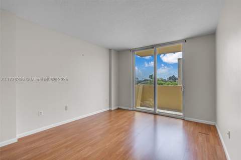 215 SW 42nd Ave 402, Miami FL - photo 9 of 20