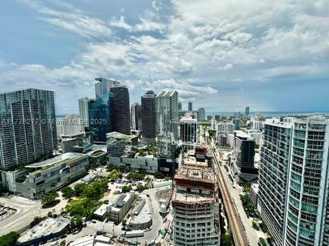 92 SW 3rd St 4104, Miami FL - photo 14 of 35