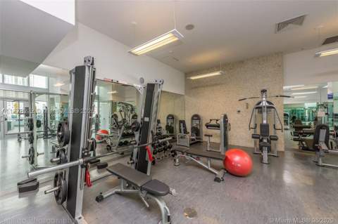 92 SW 3rd St 4104, Miami FL - photo 17 of 35