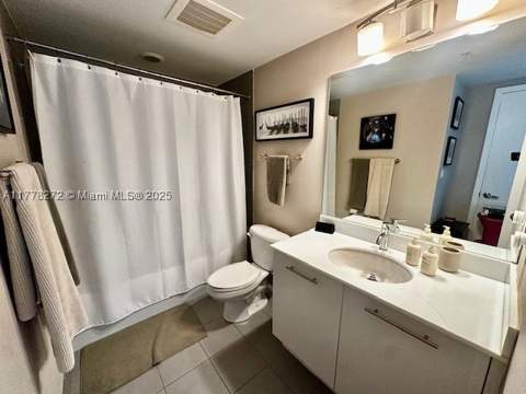 92 SW 3rd St 4104, Miami FL - photo 7 of 35