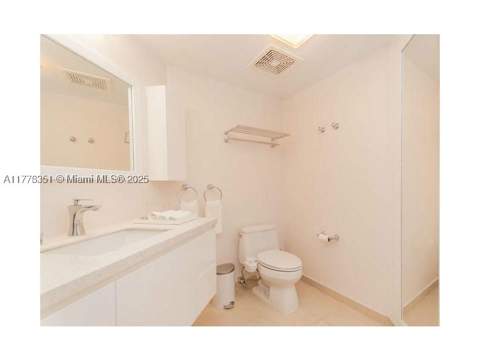 16699 Collins Ave 2406, Sunny Isles Beach FL - photo 9 of 37
