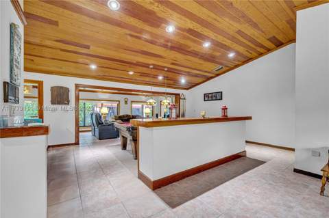 7801 SW 170th St, Palmetto Bay FL - photo 15 of 69