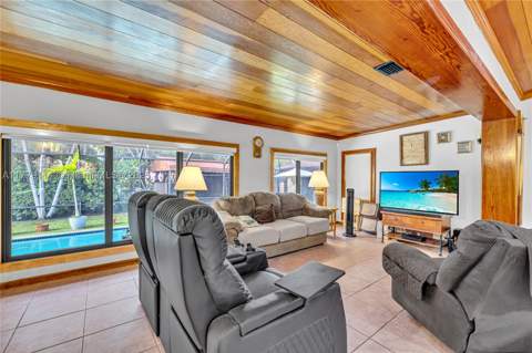 7801 SW 170th St, Palmetto Bay FL - photo 18 of 69