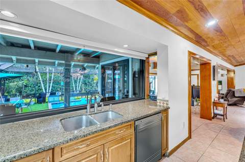 7801 SW 170th St, Palmetto Bay FL - photo 22 of 69