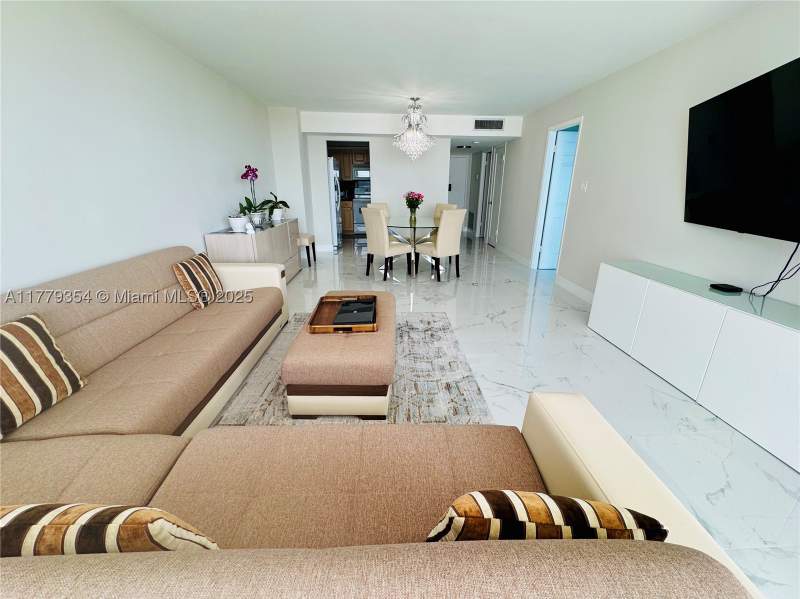 1 bedroom Condominium at 18071 Biscayne Blvd 1503, Del Prado Marina, Aventura — photo 3