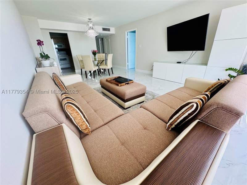 1 bedroom Condominium at 18071 Biscayne Blvd 1503, Del Prado Marina, Aventura — photo 4