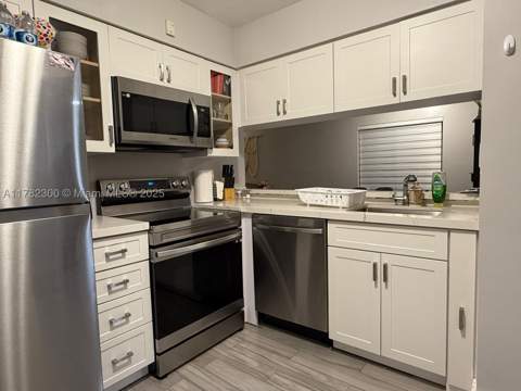 9121 SW 138th Pl 9121, Miami FL - photo 7 of 19
