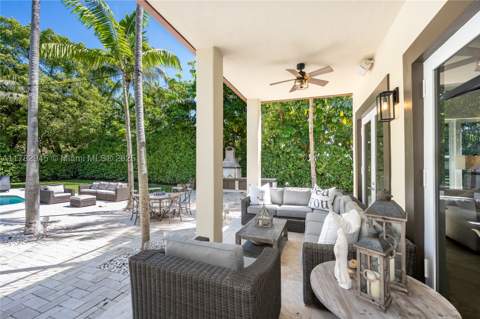 31 Island Dr, Key Biscayne FL - photo 11 of 26