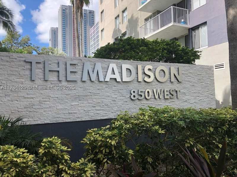 1 bedroom Condominium at 850 N Miami Ave W-2101, Madison Downtown Condo, Miami — photo 1