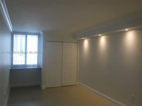850 N Miami Ave W-2101, Miami FL - photo 15 of 34