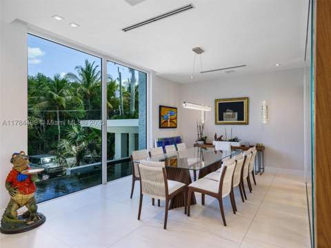 830 Lugo Ave, Coral Gables FL - photo 12 of 68