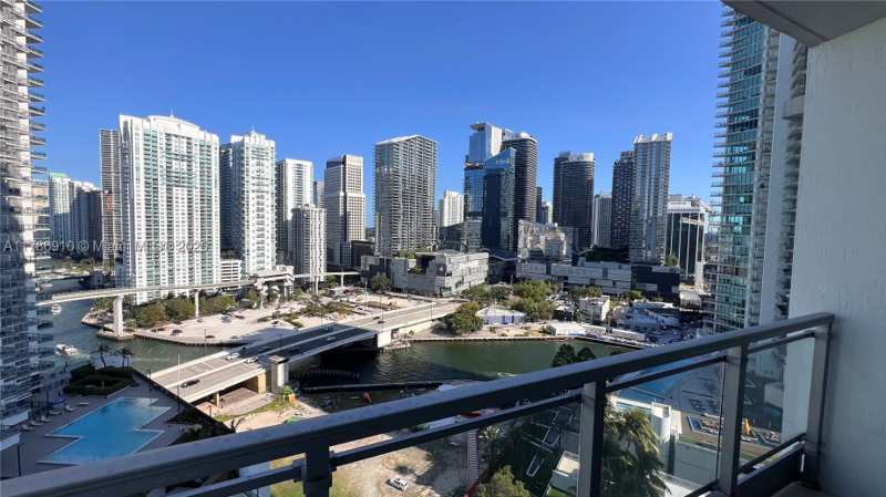 2 bedroom Condominium at 90 SW 3rd St 2204, Ivy Condo, Miami — photo 1