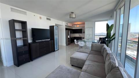 90 SW 3rd St 2204, Miami FL - photo 12 of 28