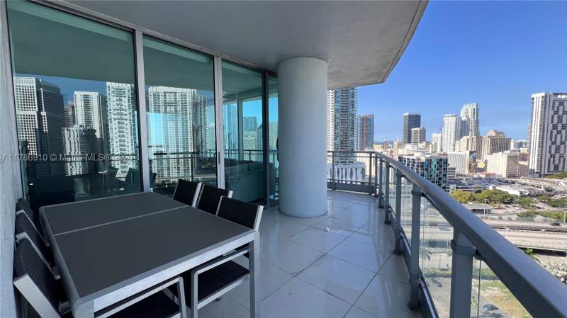 2 bedroom Condominium at 90 SW 3rd St 2204, Ivy Condo, Miami — photo 4