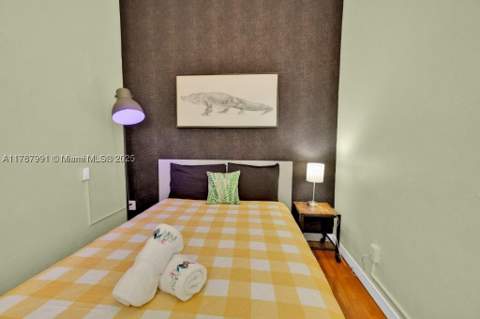 255 W 24th St 136, Miami Beach FL - photo 6 of 19