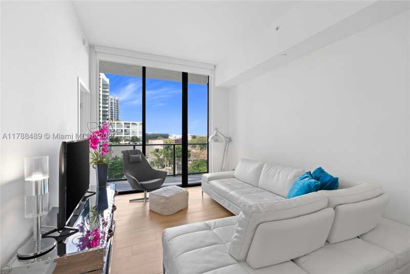 1 bedroom Condominium at 2678 Tigertail Ave 615, 2678 Tigertail Condo, Miami — photo 1