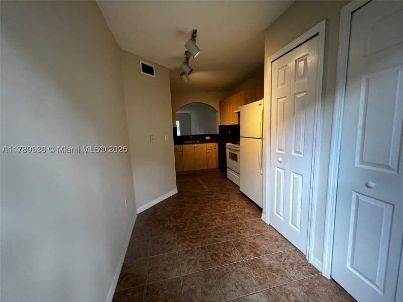 2 bedroom Condominium at 2911 SE 13th Ave 102-49, Venetia Gardens South, Homestead — photo 5