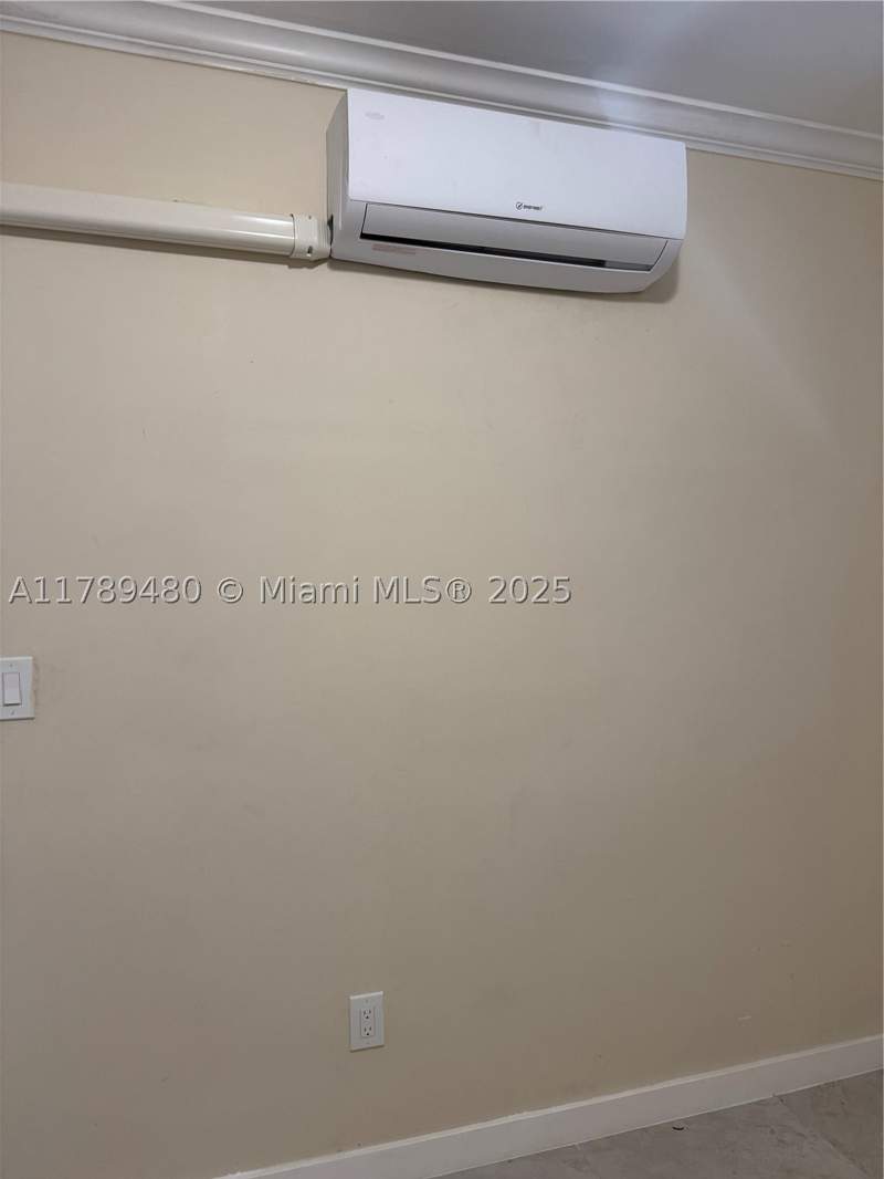 2 bedroom StockCooperative at 17051 NE 23rd Ave 1J, Greynolds Arms Co-Op Apts, North Miami Beach — photo 4