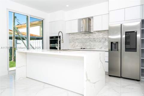 900 SW 24th Rd, Miami FL - photo 12 of 27
