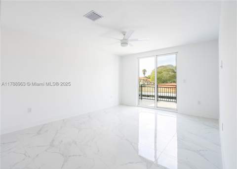 910 SW 24th Rd, Miami FL - photo 18 of 38