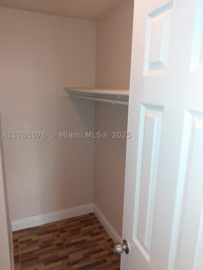 2 bedroom Condominium at 494 NW 165th St Rd C-102, Montecarlo Condo, Miami — photo 4