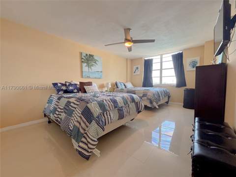 251 174th St 2219, Sunny Isles Beach FL - photo 6 of 31