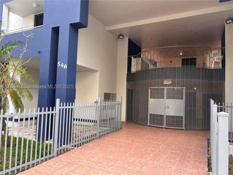 546 SW 1st St 611, Miami FL - photo 11 of 14