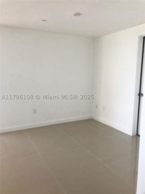 488 NE 18th St 215, Miami FL - photo 7 of 16