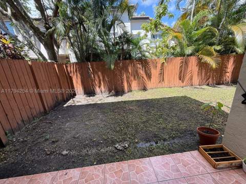 4854 NW 110th Pl, Doral FL - photo 22 of 24