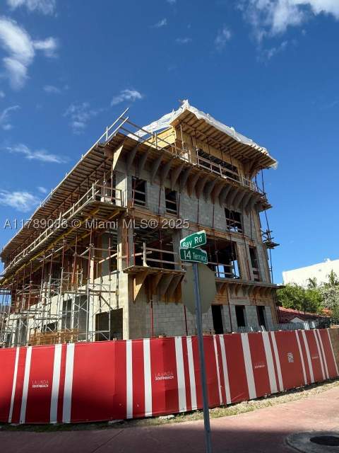 1425 Bay Rd, Miami Beach FL - photo 13 of 15
