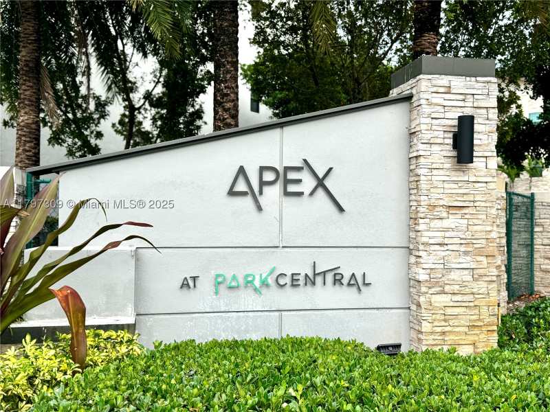 3 bedroom Condominium at 8175 NW 104th Ave 21, Apex At Park Central Cond, Doral — photo 1