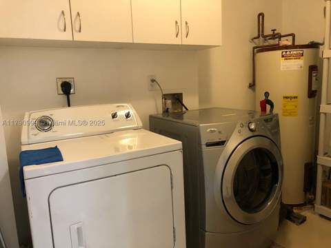9725 NW 52nd St 407, Doral FL - photo 12 of 22