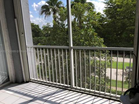 9725 NW 52nd St 407, Doral FL - photo 13 of 22