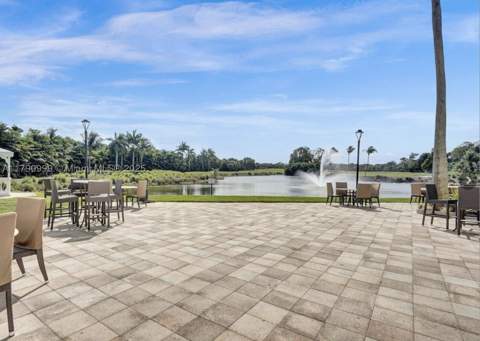 9725 NW 52nd St 407, Doral FL - photo 19 of 22