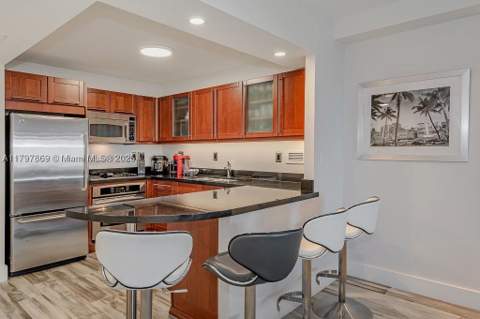 2301 Collins Ave 1532, Miami Beach FL - photo 23 of 28