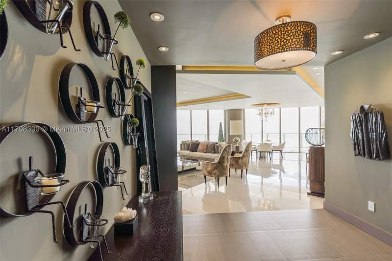 3 bedroom Condominium at 9703 Collins Ave 2100, Bal Harbour Center Condo, Bal Harbour — photo 5