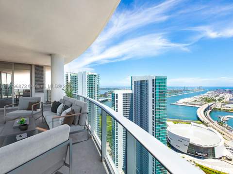 851 NE 1st Ave Ph5011, Miami FL - photo 14 of 35