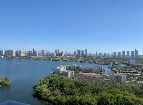 16385 Biscayne Blvd 1806 +1 parking, North Miami Beach FL - photo 6 of 24