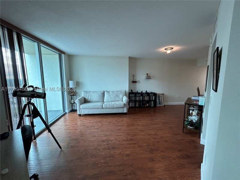 1 bedroom Condominium at 9066 SW 73rd Ct 1504, Metropolis II At Dadeland, Miami — photo 1
