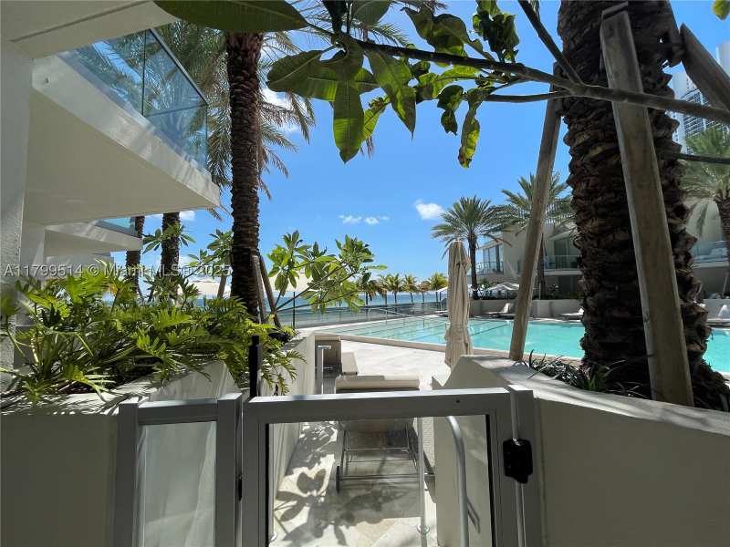 0 bedroom Condominium at 18501 Collins Avenue Cabana 12, Turnberry Ocean Club, Sunny Isles Beach — photo 1
