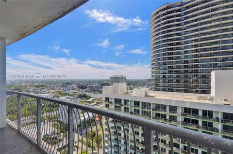 1750 N Bayshore Dr 4007, Miami FL - photo 15 of 25