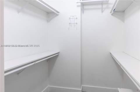 6061 Collins Ave 7D, Miami Beach FL - photo 21 of 39