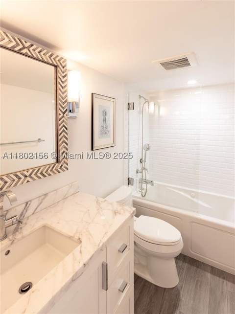6061 Collins Ave 7D, Miami Beach FL - photo 24 of 39