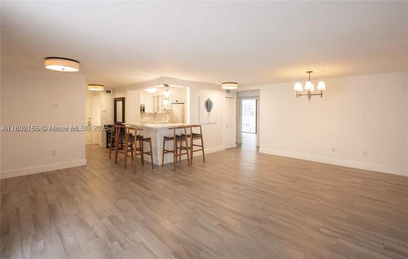2 bedroom Condominium at 6061 Collins Ave 7D, Le Trianon Condo, Miami Beach — photo 5