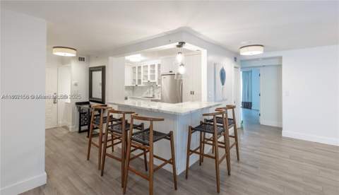 6061 Collins Ave 7D, Miami Beach FL - photo 8 of 39