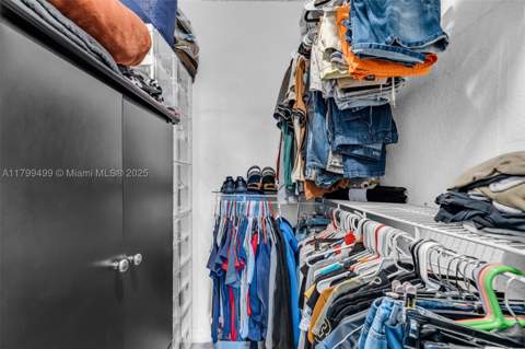 4550 NW 9th St 106E, Miami FL - photo 12 of 23