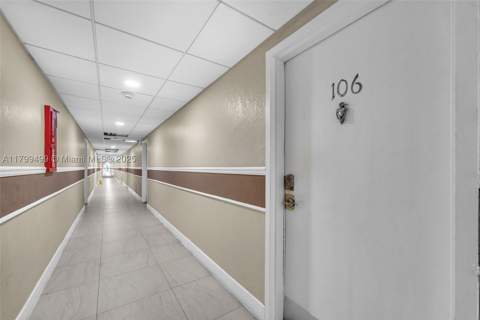 4550 NW 9th St 106E, Miami FL - photo 22 of 23