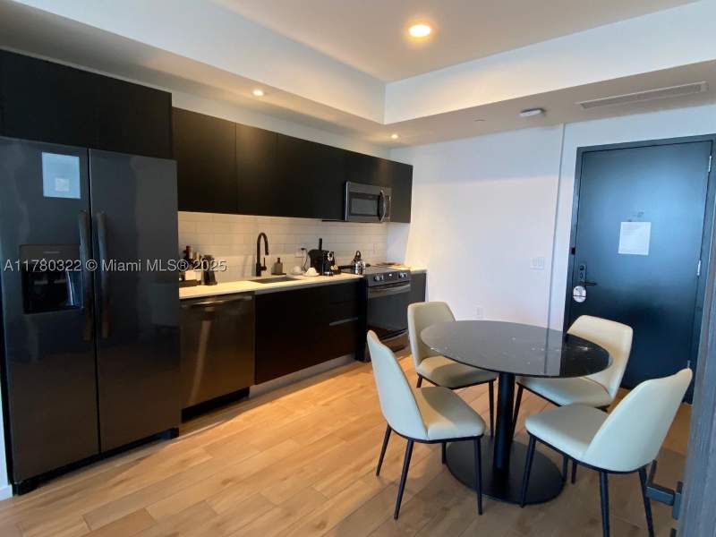 1 bedroom Condominium at 398 NE 5th St 2910, Map Of Miami Dade Co. FL., Miami — photo 3
