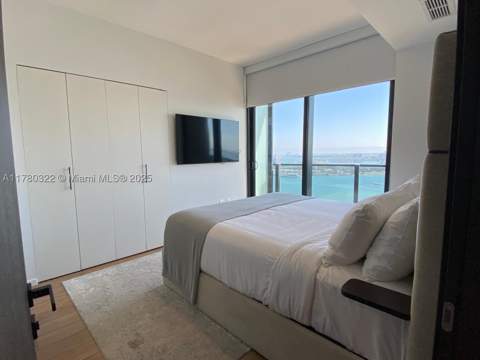 398 NE 5th St 2910, Miami FL - photo 7 of 23