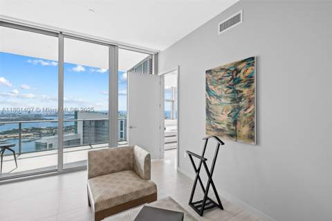 851 NE 1st Ave Ph 5401, Miami FL - photo 15 of 89